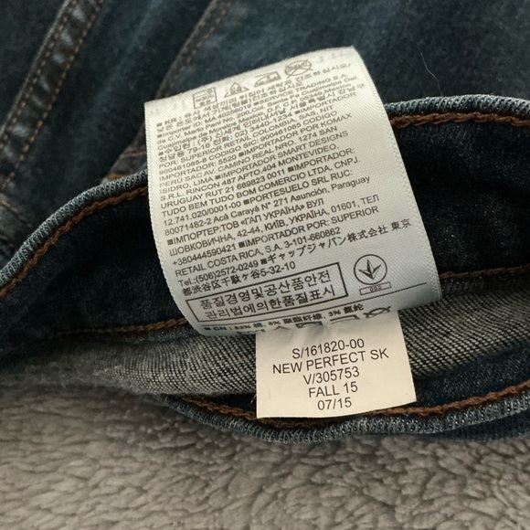 Banana Republic Women’s New Perfect Skinny Premium Denim - Picture 10 of 14